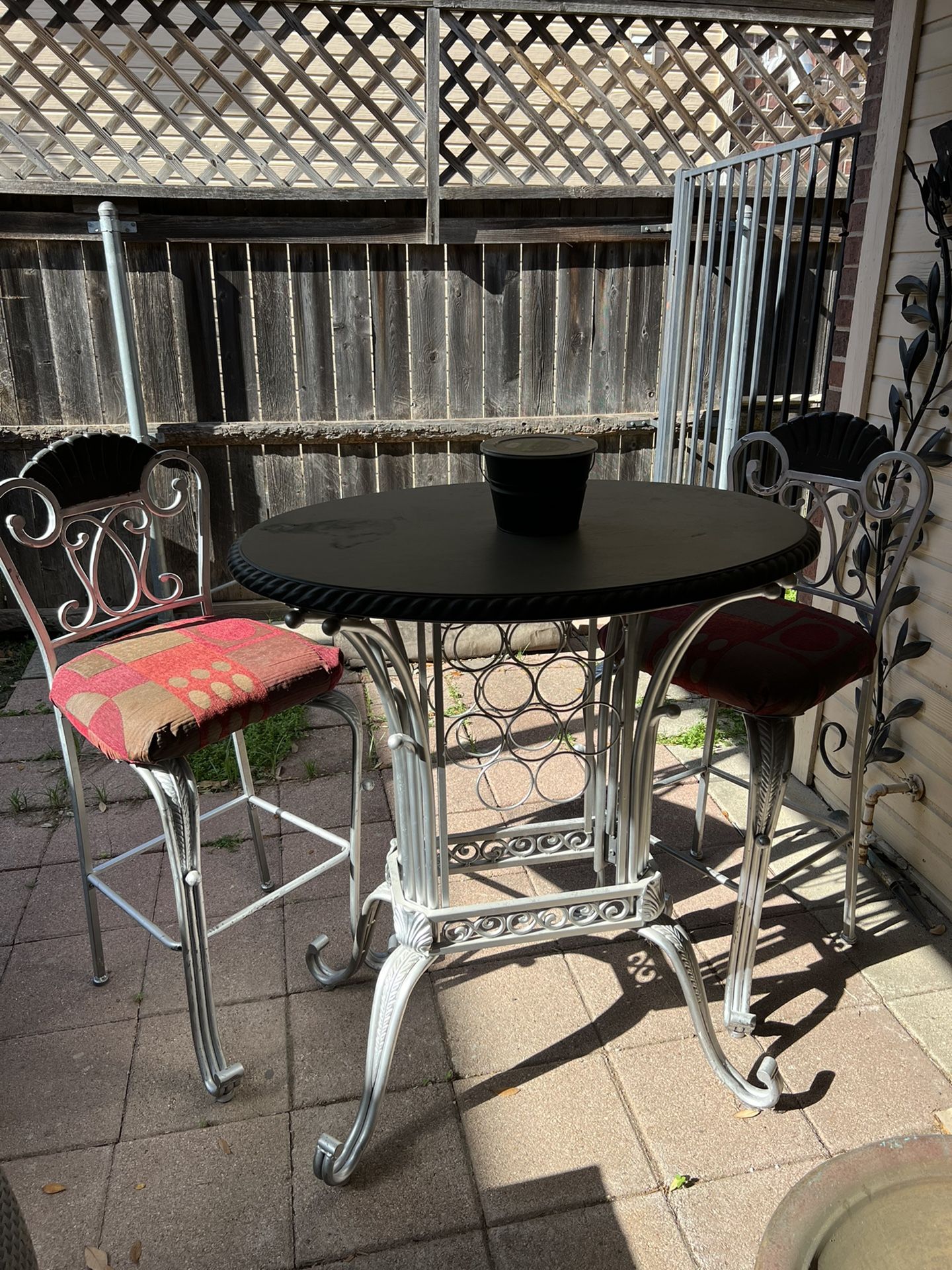 Bistro Table With 4 Chairs