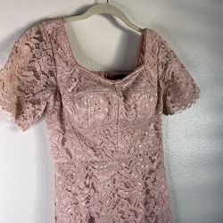 EUC Dolce & Gabbana Floral-Lace Short-Sleeve Dress Pale Blush Pink sz S Thumbnail