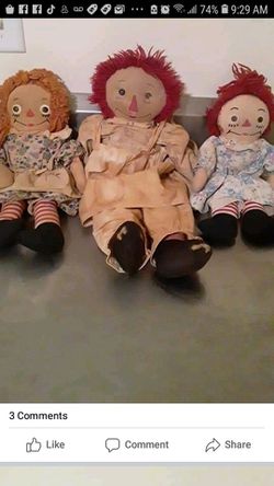 12 vintage Raggedy Ann and Andy Dolls Thumbnail