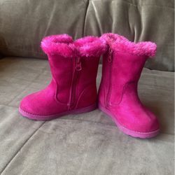 Kids Ugg Style Boots Brand New Thumbnail