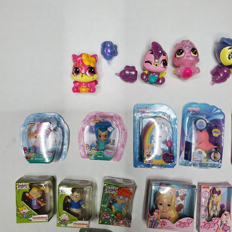 Lot Of 45 Zuru Mini Nickelodeon Toy brands 
