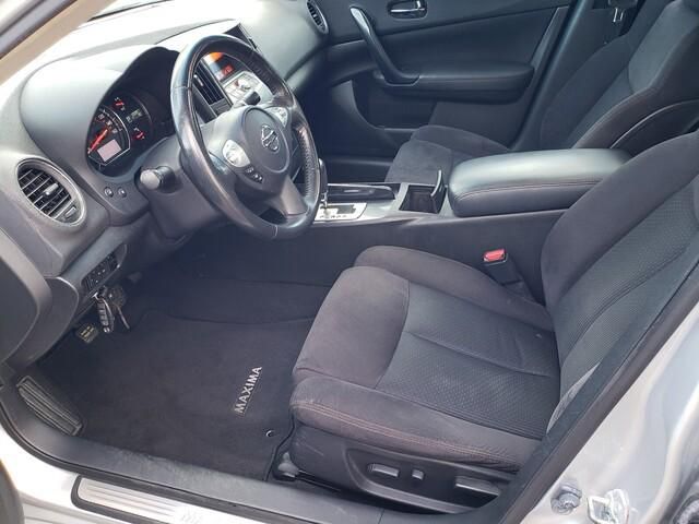 2012 Nissan Maxima