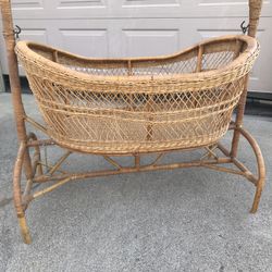 Wicker Rattan Full Size Cradle Or Garden  Accessory w/Stand  Thumbnail