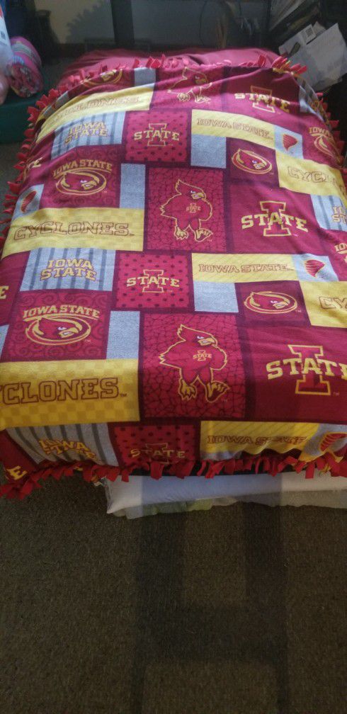 Tie Blanket Iowa State 