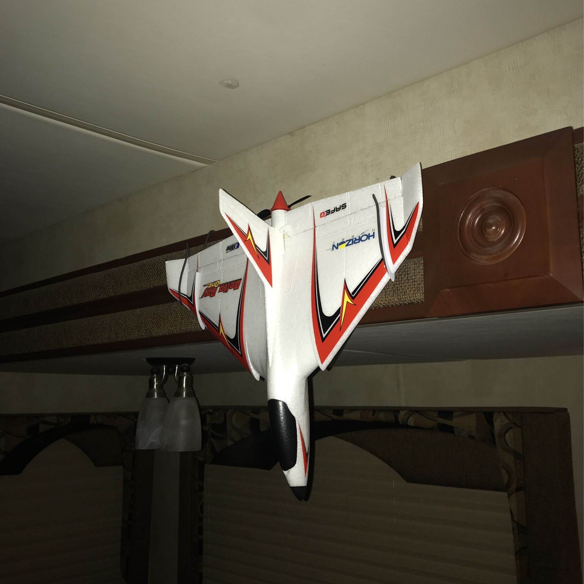 RC Airplanes Plus 2 More Planes And Helicopter 5 Controllers 8 Chnnel 5,6 3 Plus All Kinds Of Parts Want To Sell Everything Make Me A Far And Honest