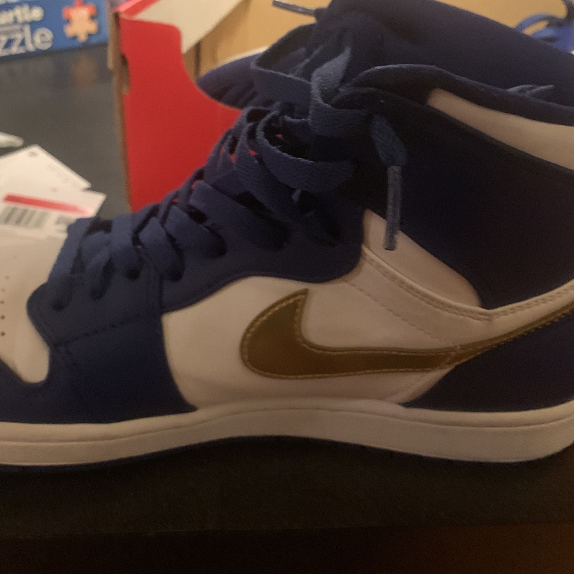 jordan 1 gold metal mens