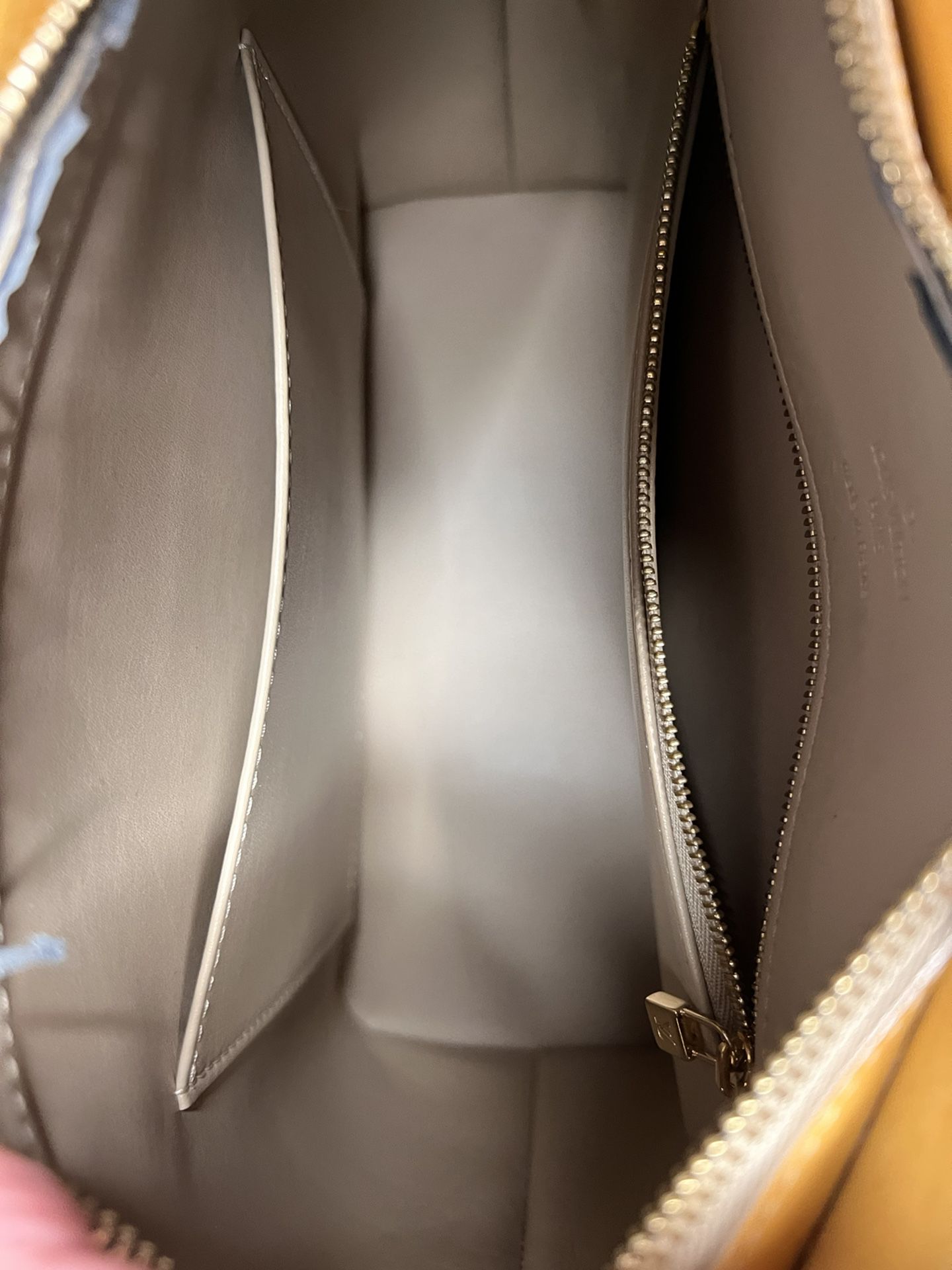 Louis Vuitton  Vernis Tote bag 