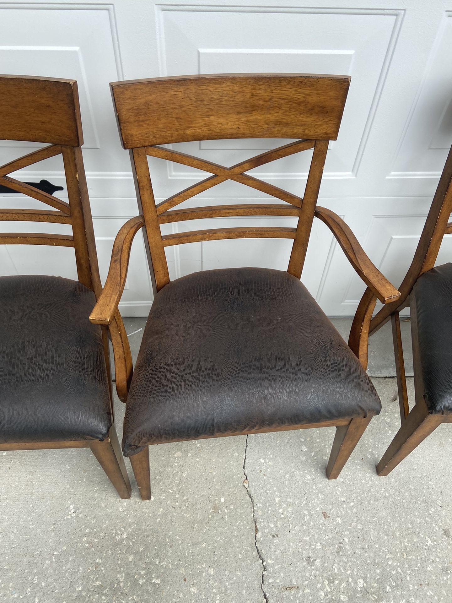 Dining Table With 4 Chairs- READ POST BEFORE RESPONDING