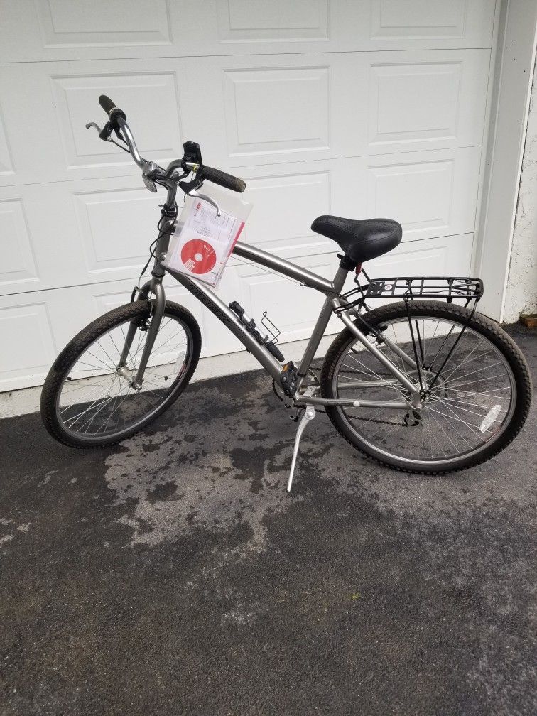 Trek Navigator 26 Inch. Color Gray