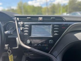 2018 Toyota Camry Thumbnail
