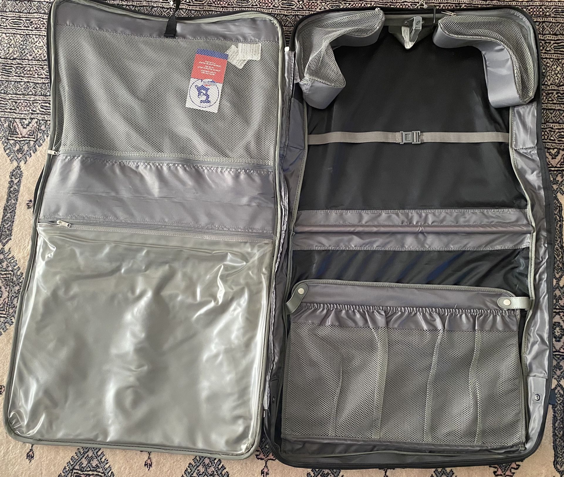 American Tourist Garment Bag