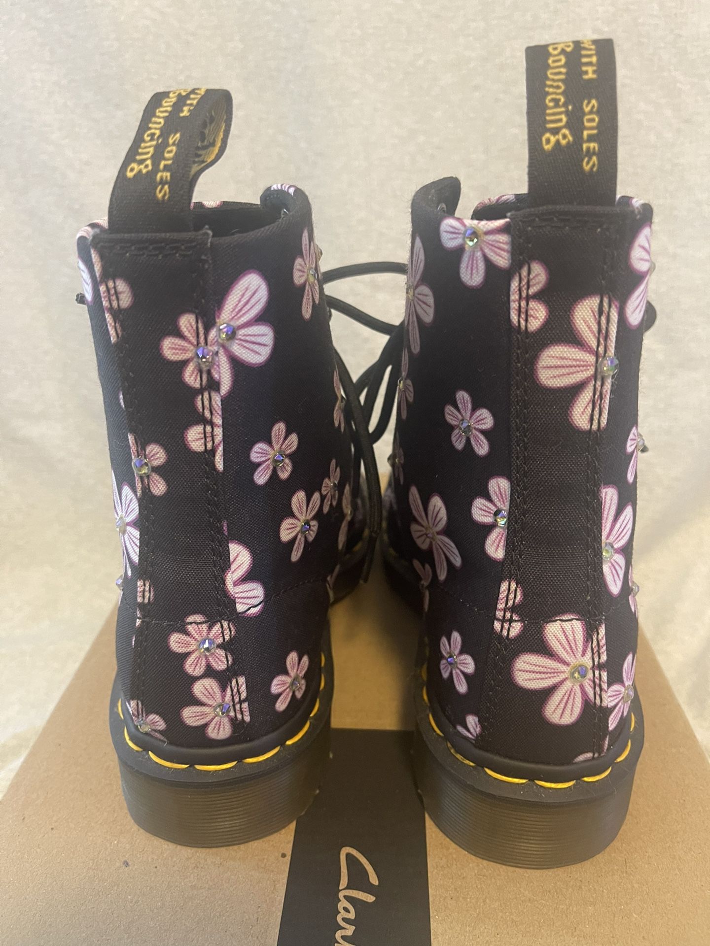 Dr. Martens Size 6 Women Page Meadow Canvas Boots Black Pink Floral Flower