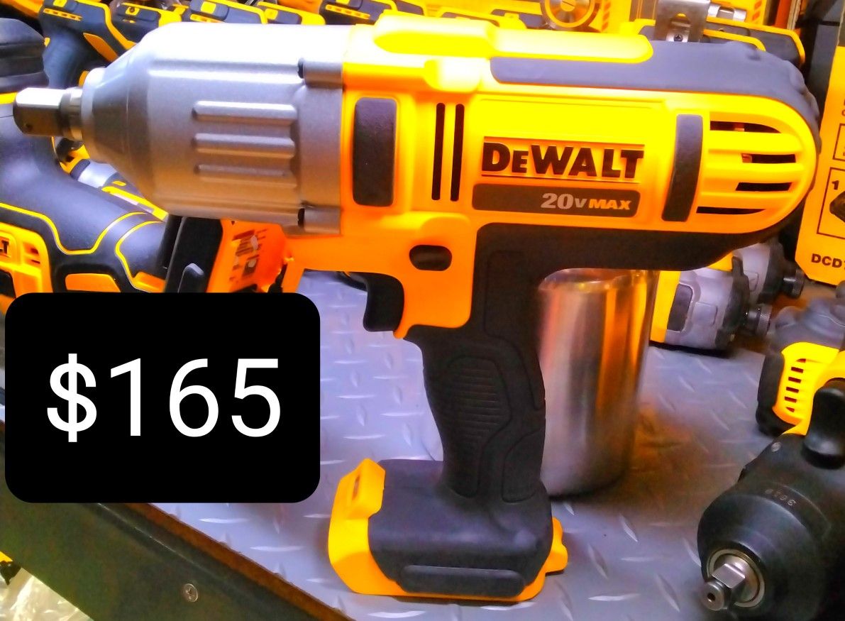DEWALT 20-Volt MAX LITHIUM-ION CORDLESS 1/2 IN HIGH TORQUE IMPACT WRENCH ( TOOL-ONLY)