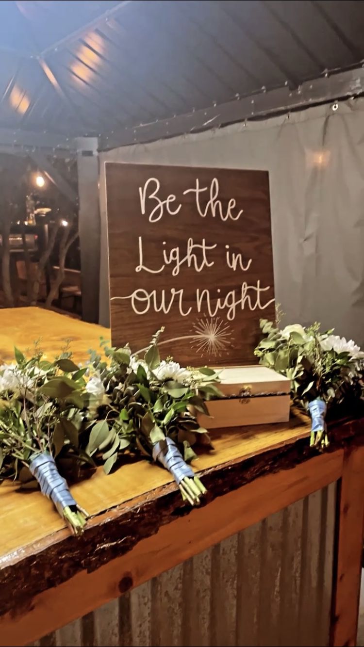 Wedding Signs And Decorations 