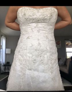 Never worn wedding dress Thumbnail