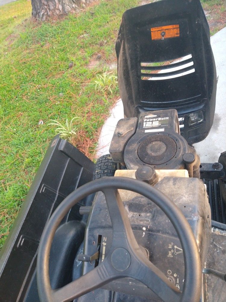 Murray Riding Lawnmower