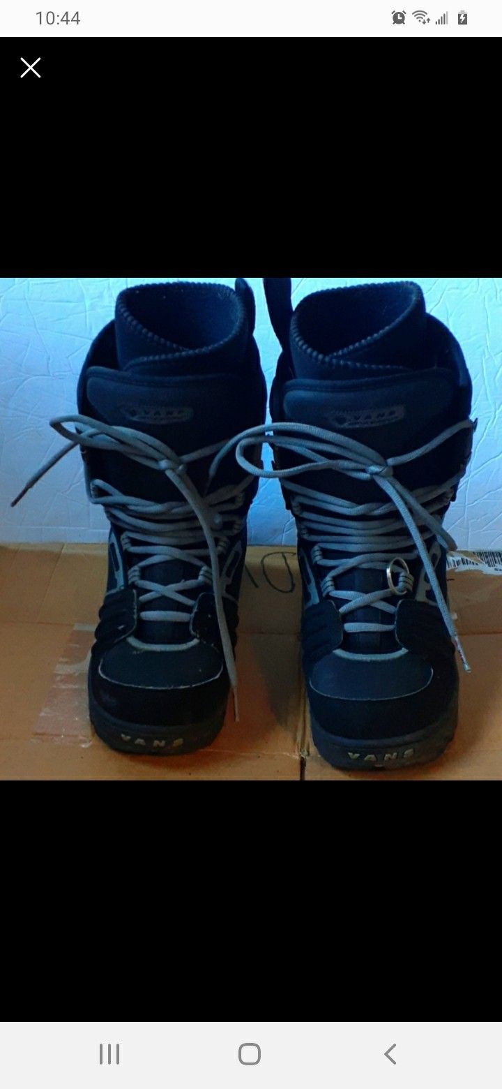 Vans Snow Boots