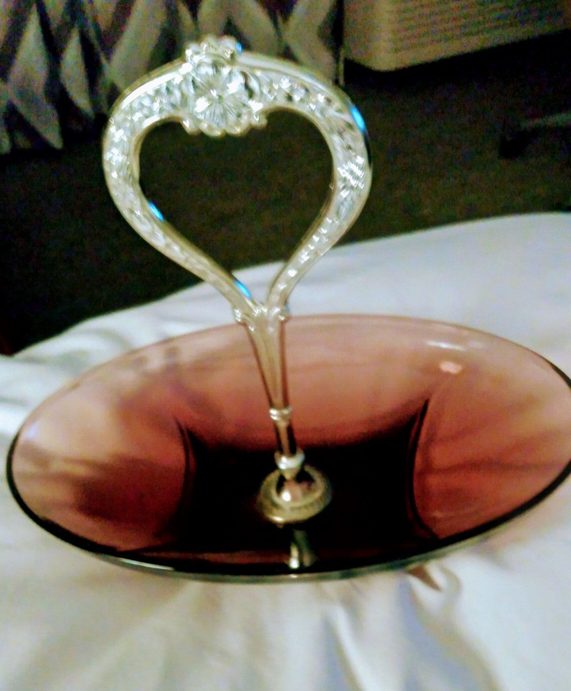 Vintage candy/nut dish
