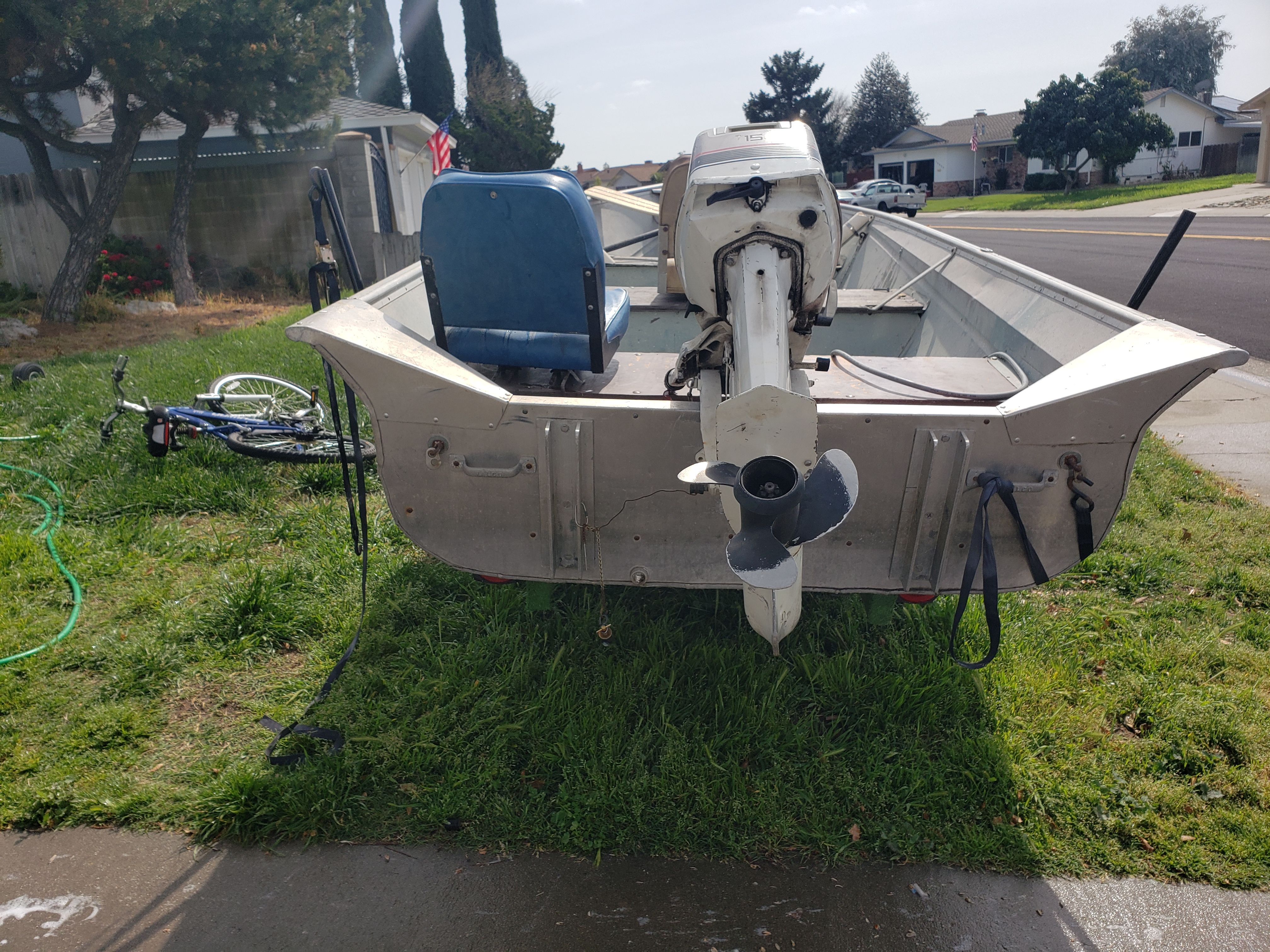 1987 valco 14' aluminum boat with 15hp Johnson motor and trailer for ...