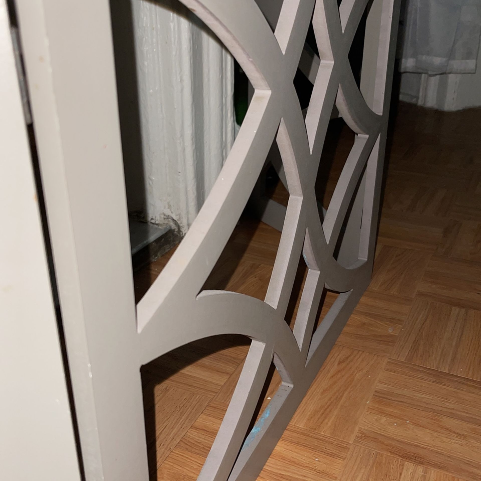Gate barrier