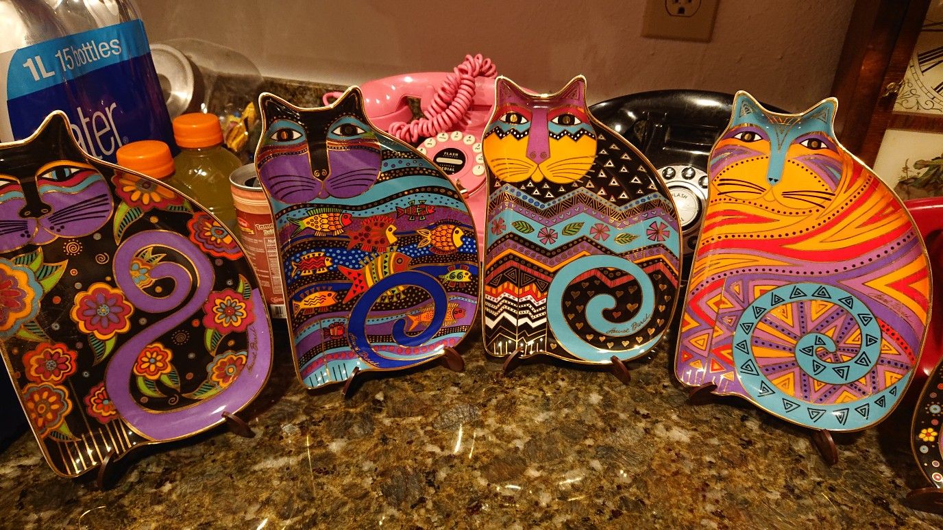 Set of Franklin Mint Collector Plate, Laurel Burch cat Plate
