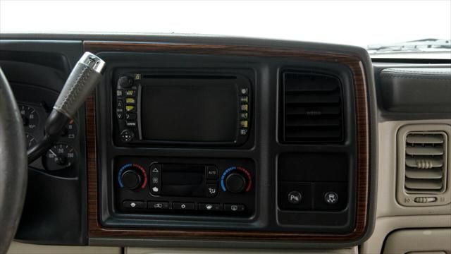 2004 Cadillac Escalade