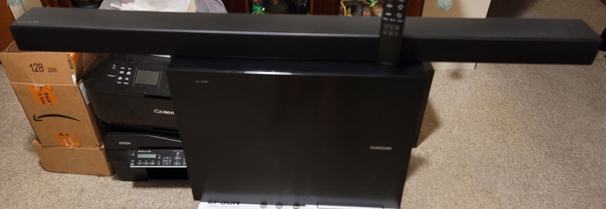 Samsung Soundbar with Wireless subwoofer and Bluetooth.