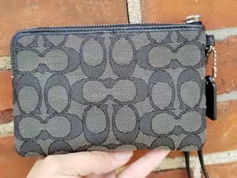 Couch Wristlet is  Thumbnail