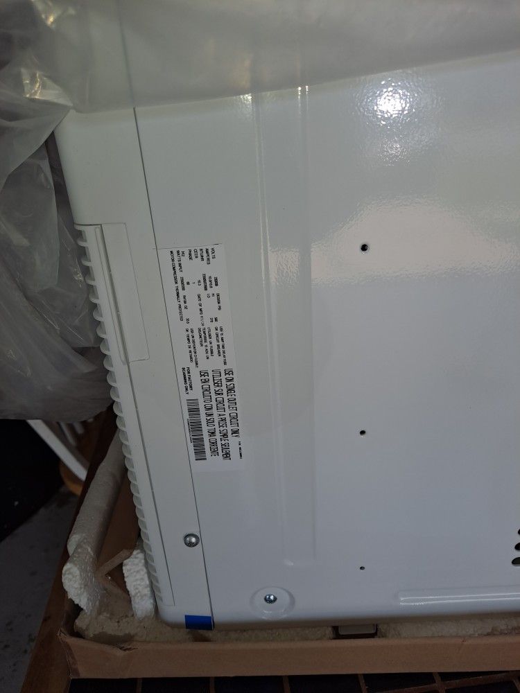 Brand New 23,500 BTU AC Unit
