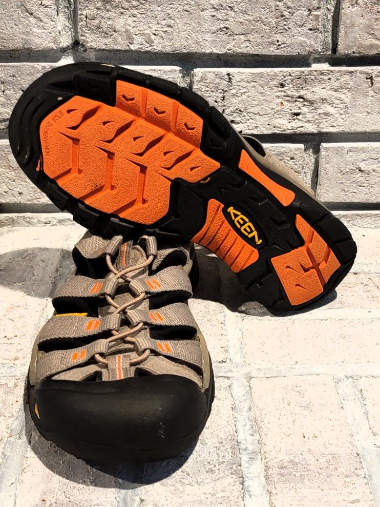 KEEN 1012203 Newport H2 Brindle Sunset Mens 8 Waterproof Hiking Sandals Shoes