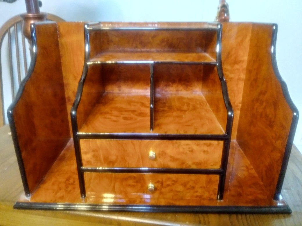 Desk Top Organizer