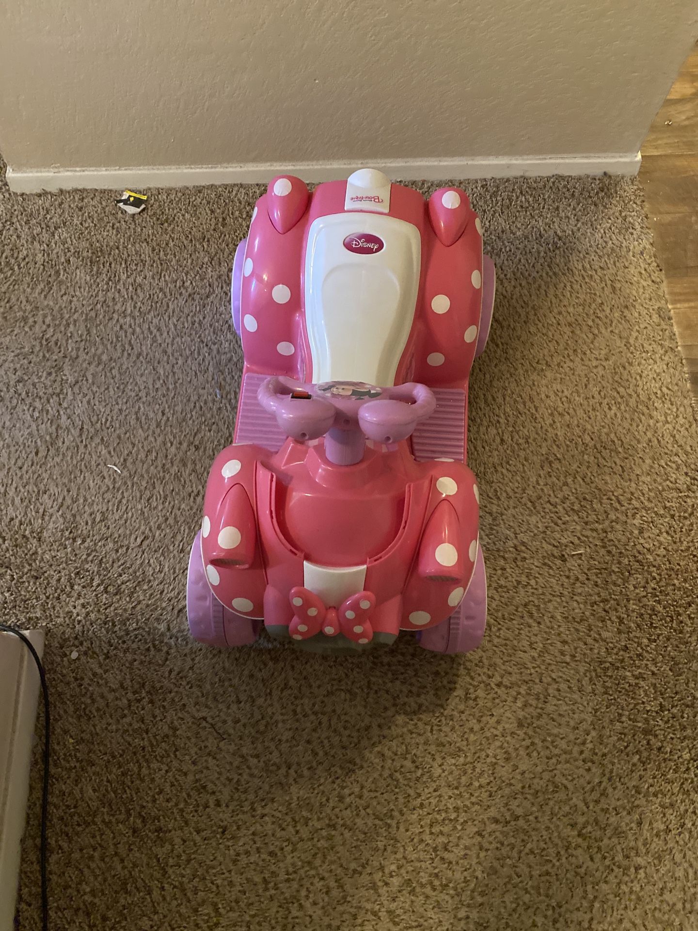 Minnie Mouse car