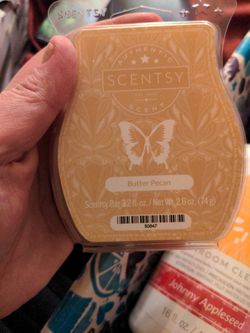 Scentsy Items This Is All Over $100 I Did The Research $95 Is A Steal Plus If Your Near Me I'll Even Deliver It To U For Free Thumbnail