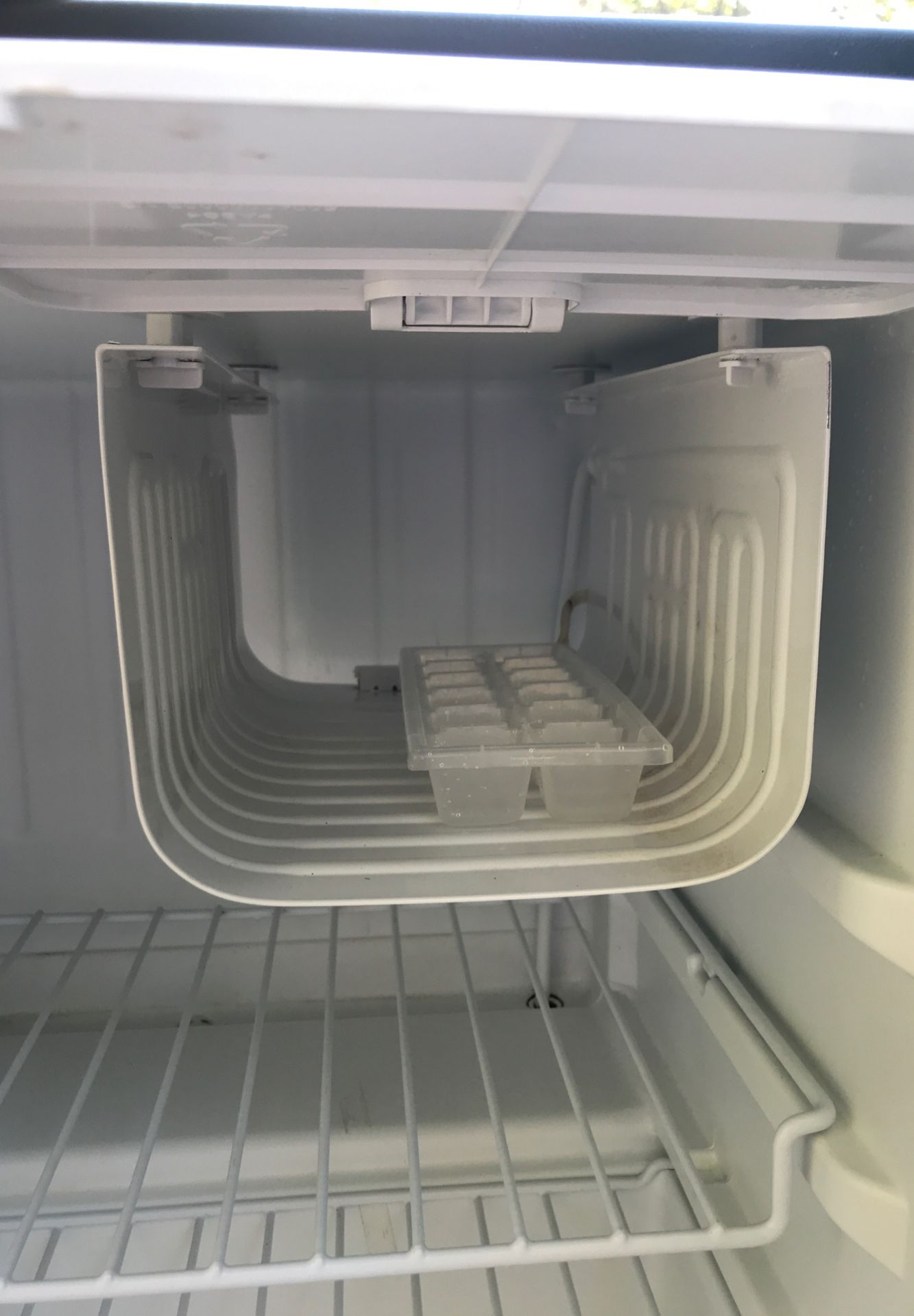 Galanz black mini fridge