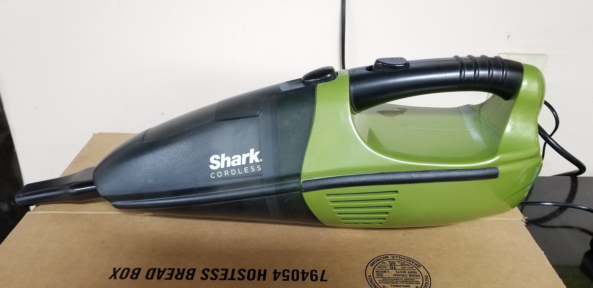 Shark vacuum modal sv75n