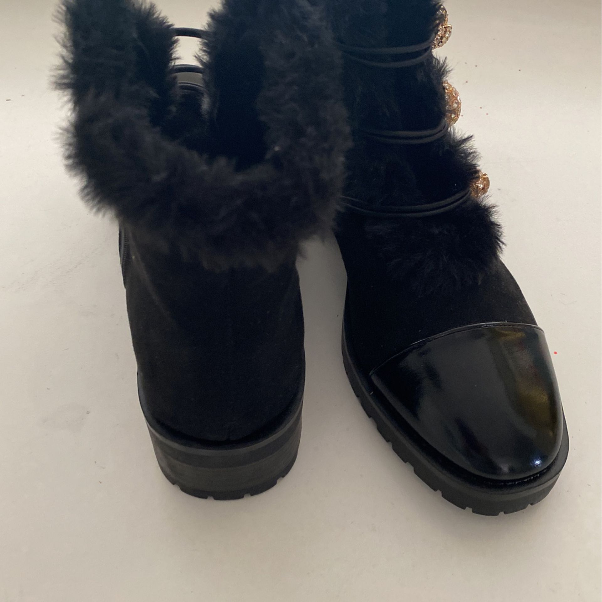 New Nanette Women’s Faux Fur Boots, Size 7