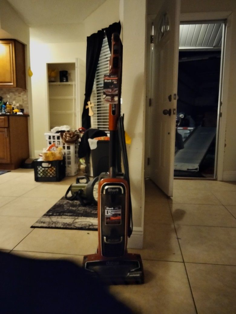Vaccume Cleaner