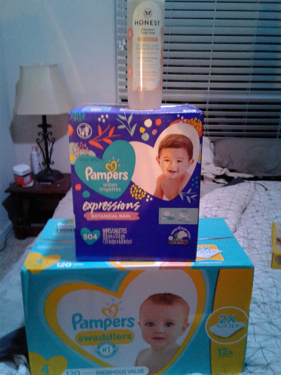 Pampers diapers 120 diapers 508 Pampers wipes direct shampoo and body wash