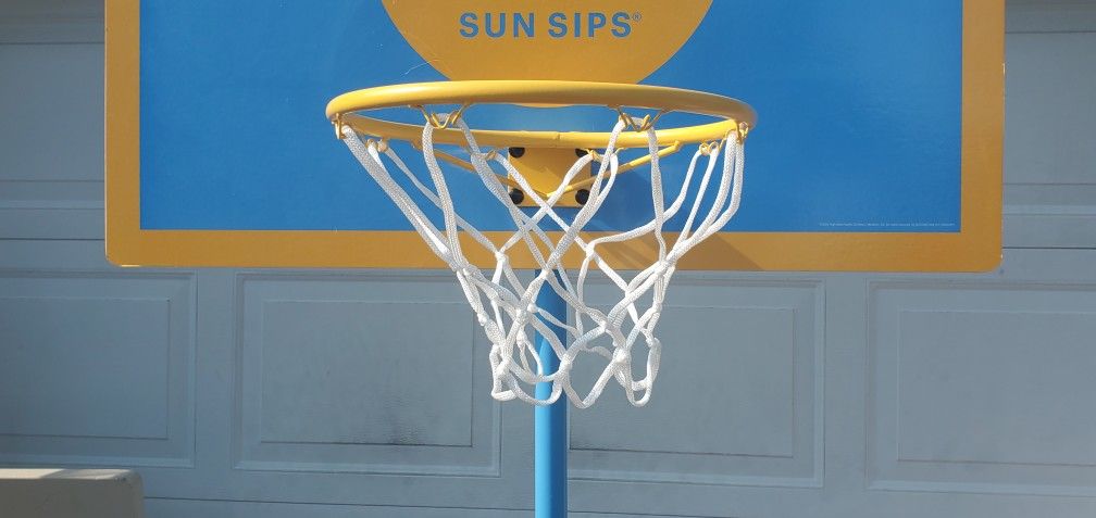 High Noon Sun Sips 84" Basketball Hoop Stand VHTF MAN CAVE Great Condition
