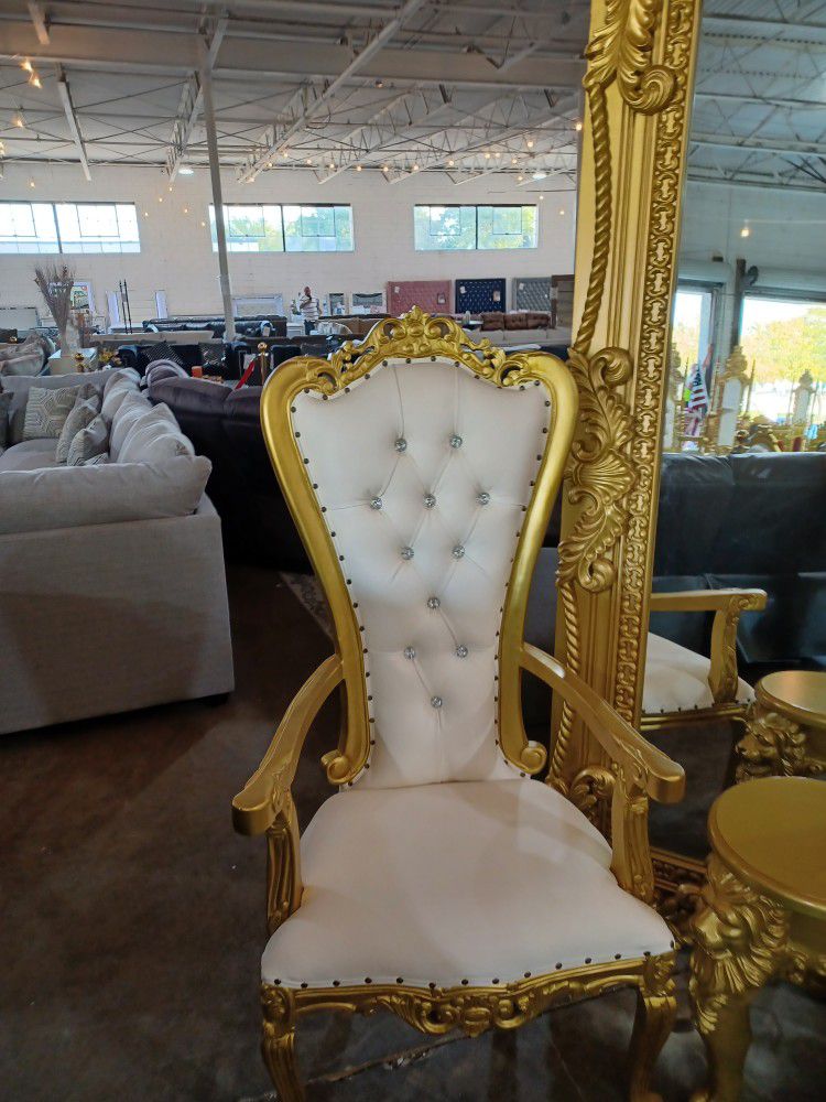 Complete Gold Set Throne Chair