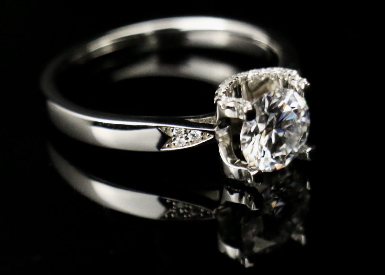 1.5c Silver Moissanite Engagement Ring 