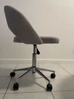 Desk Chair  Thumbnail