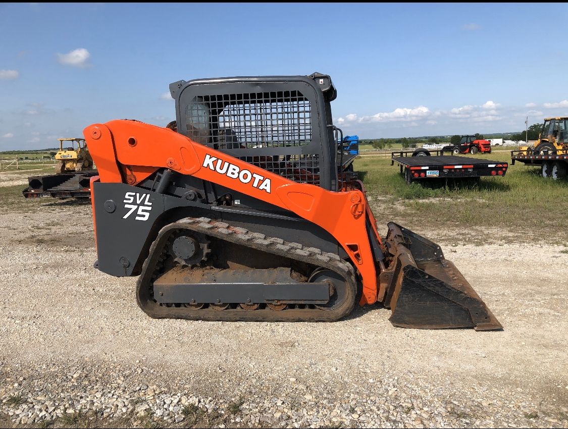 2014 kubota skid steer svl75
