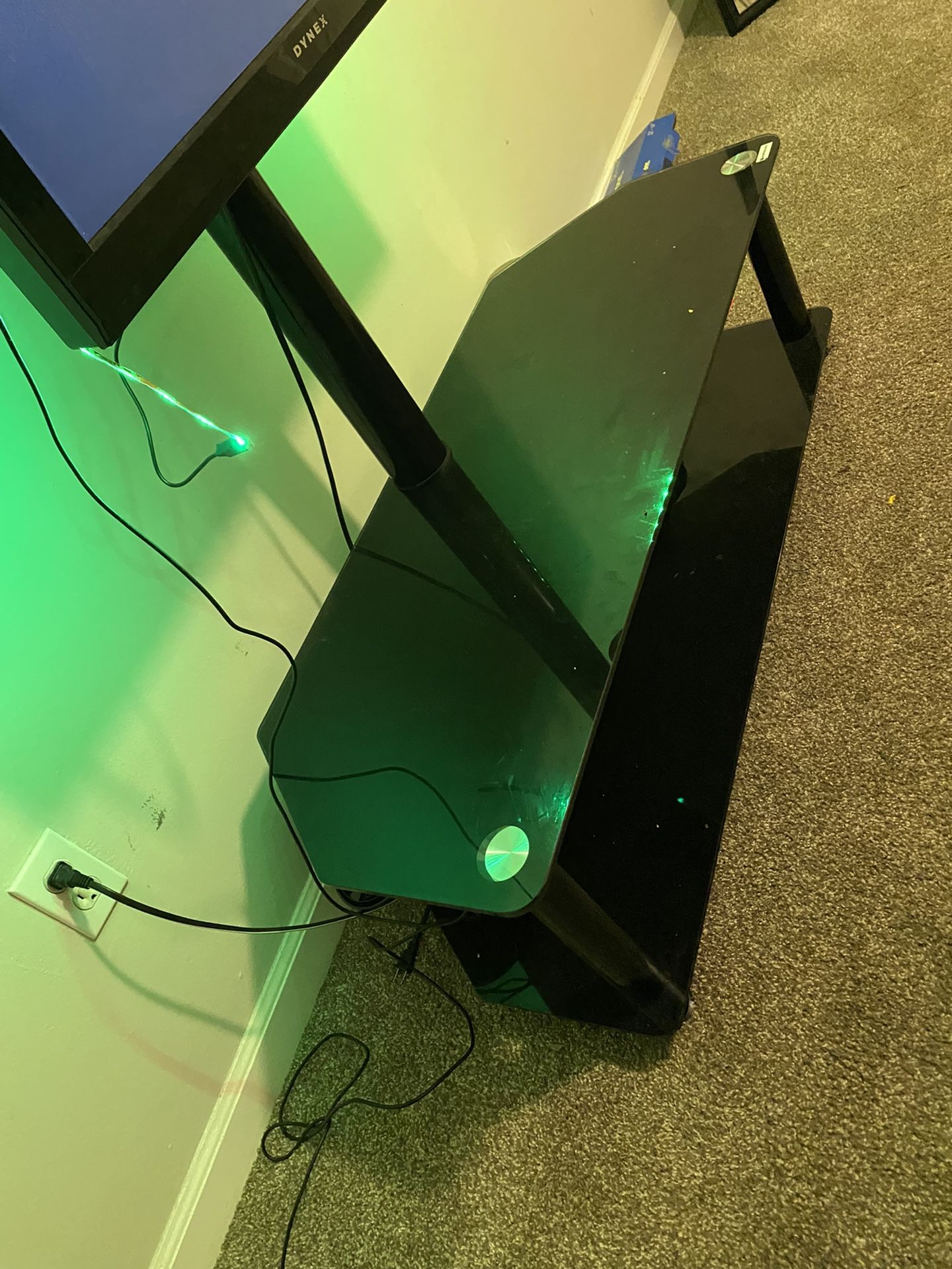 Tv Stand & Tv mount. Adjustable,includes All Screws.