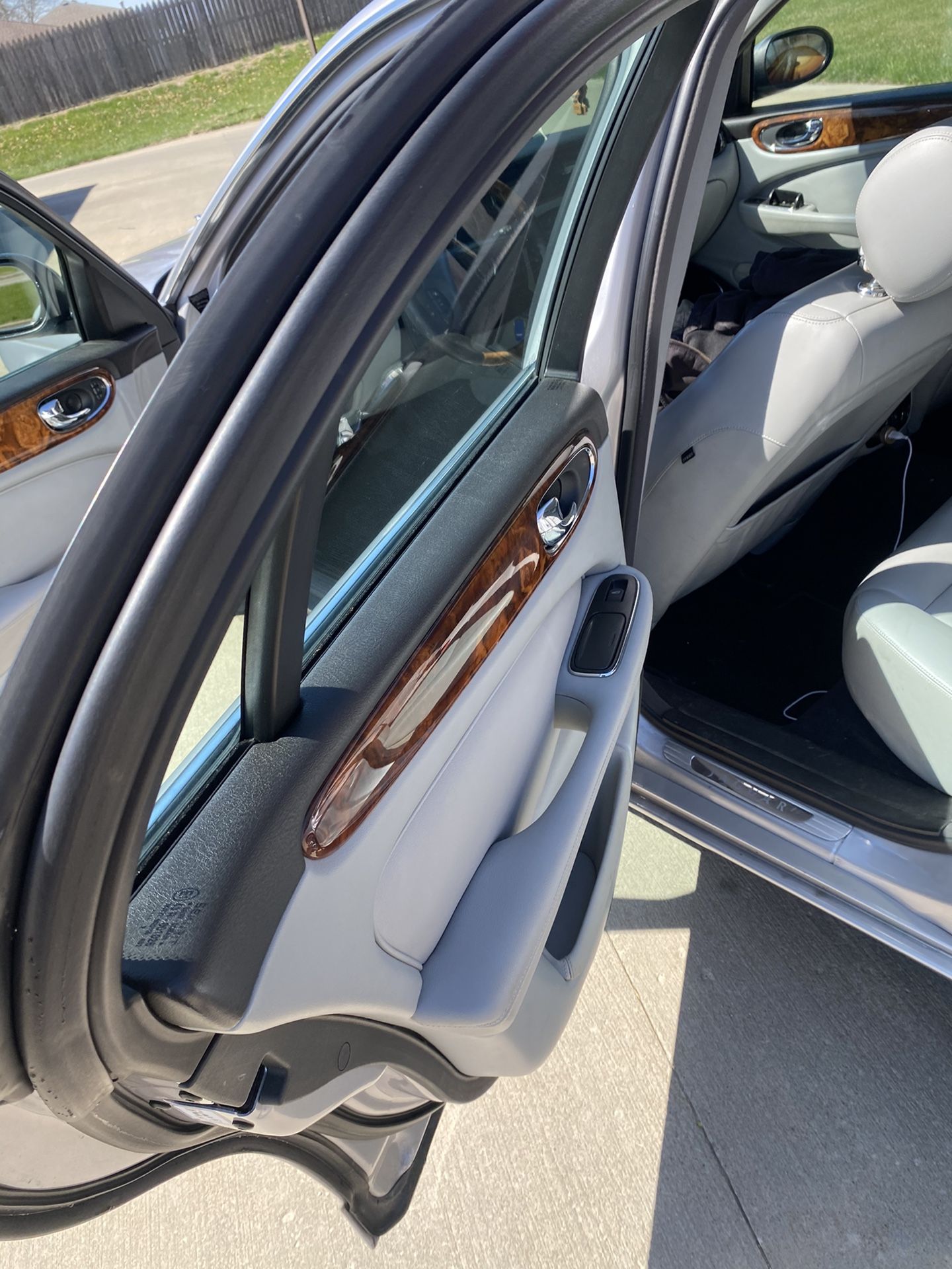 2004 Jaguar XJR