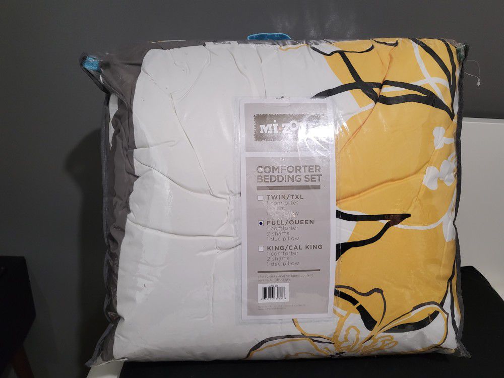 Conforter Bedding Set Size Full/queen 