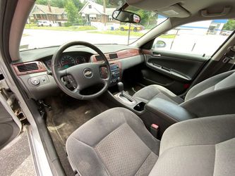 2010 Chevrolet Impala Thumbnail