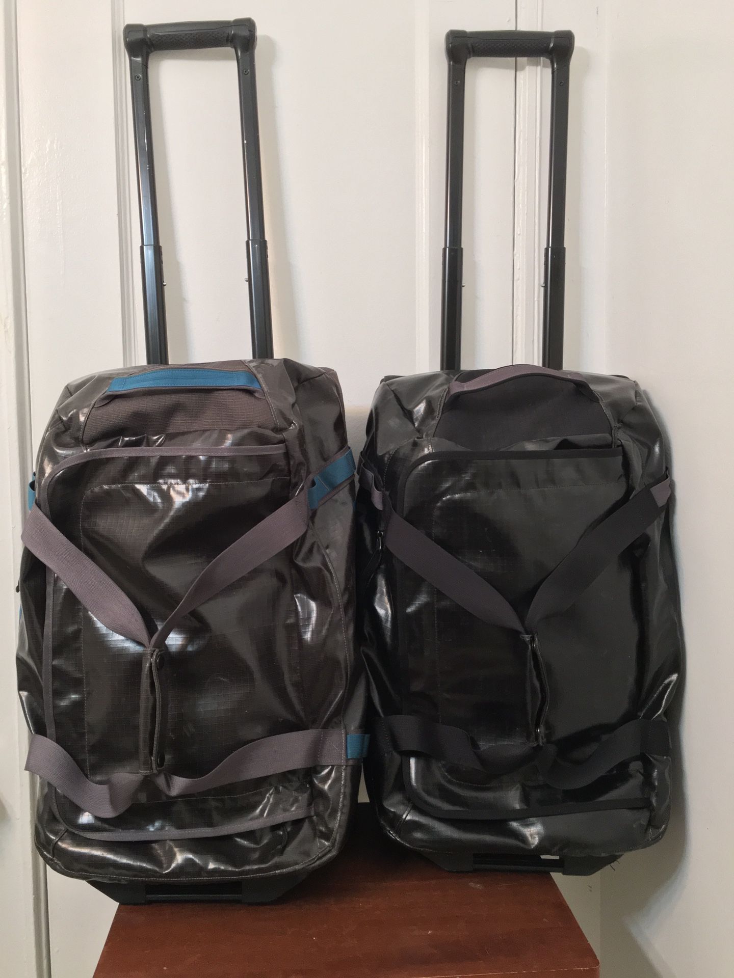 PATAGONIA Black And Grey Hole Wheeled Duffel Bag 70L
