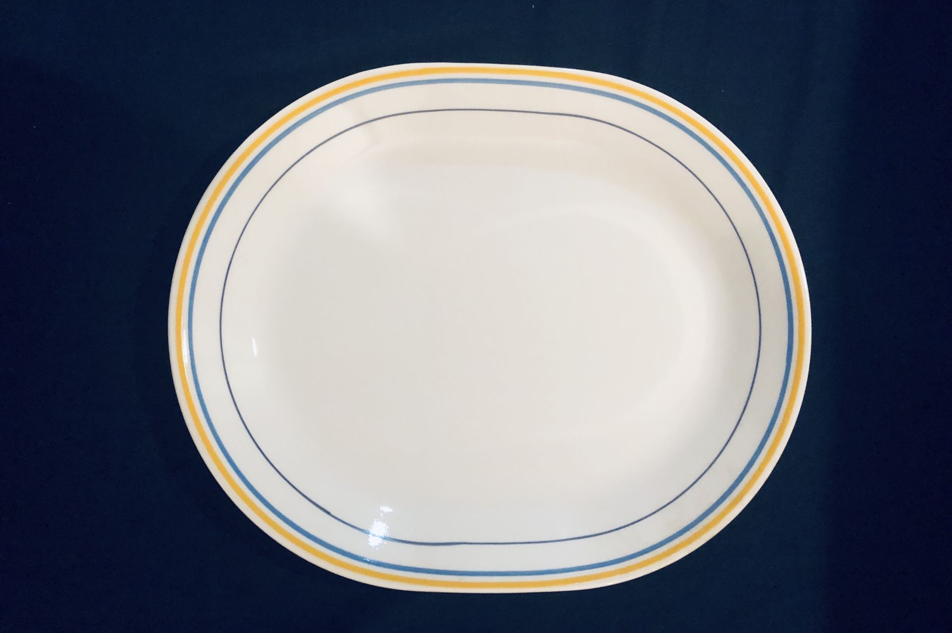 **Casa Flora Corelle by Corning Serving Platter — Used/Very Good Condition**