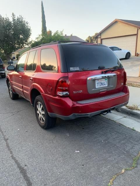 2004 Buick Rainier